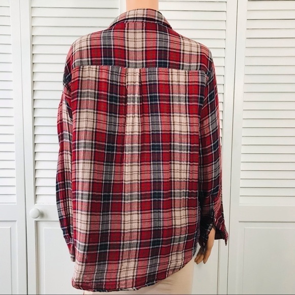 VELVET by Graham & Spencer Yana Red Plaid Pocket Button Down Shirt Size Medium - Picture 8 of 9
